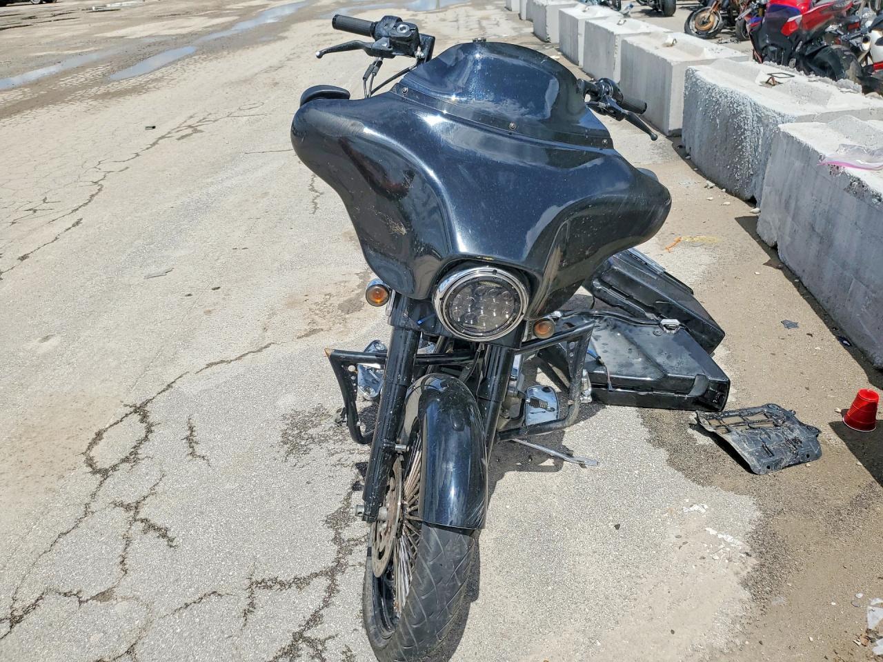 2006 Harley-Davidson Flhxi