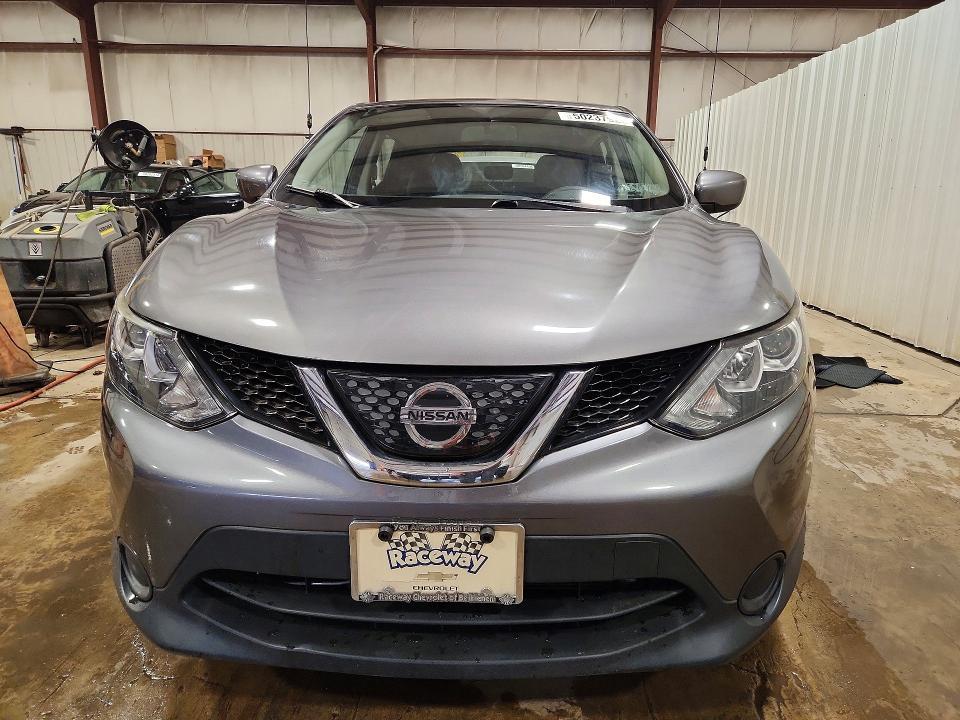 2018 Nissan Rogue Sport s