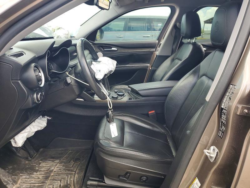 2019 Alfa Romeo Stelvio ti
