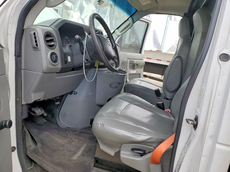 2014 Ford E350 BOX Truck