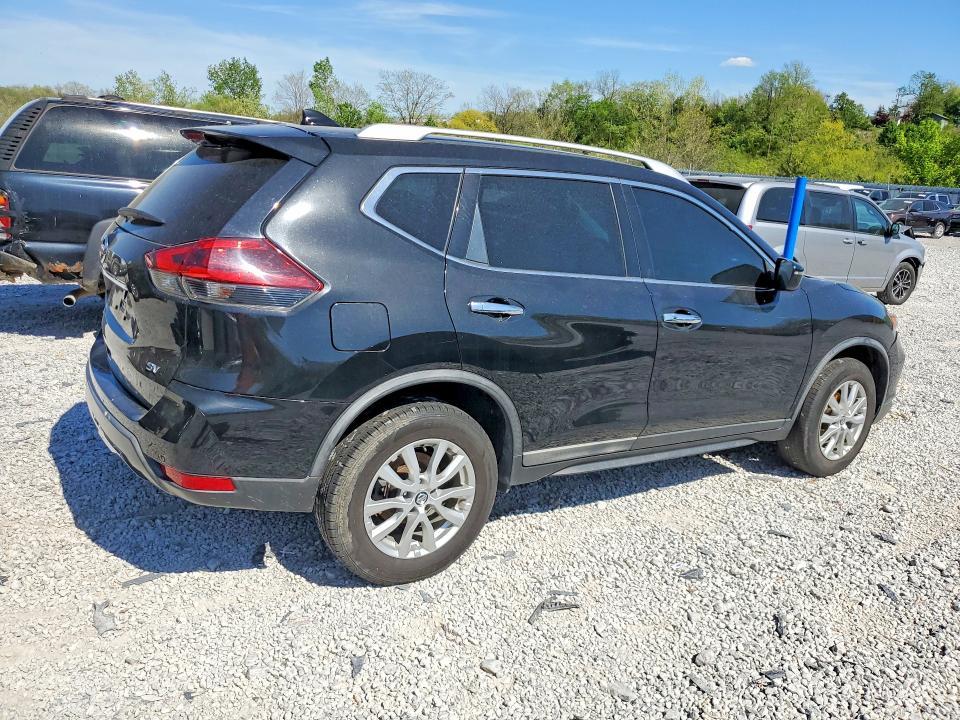 2018 Nissan Rogue sv