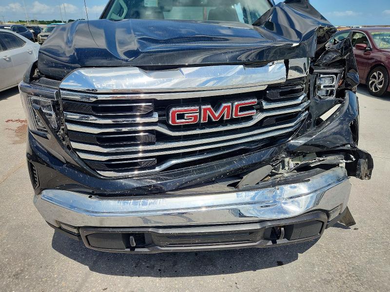 2025 GMC Sierra C1500 SLT
