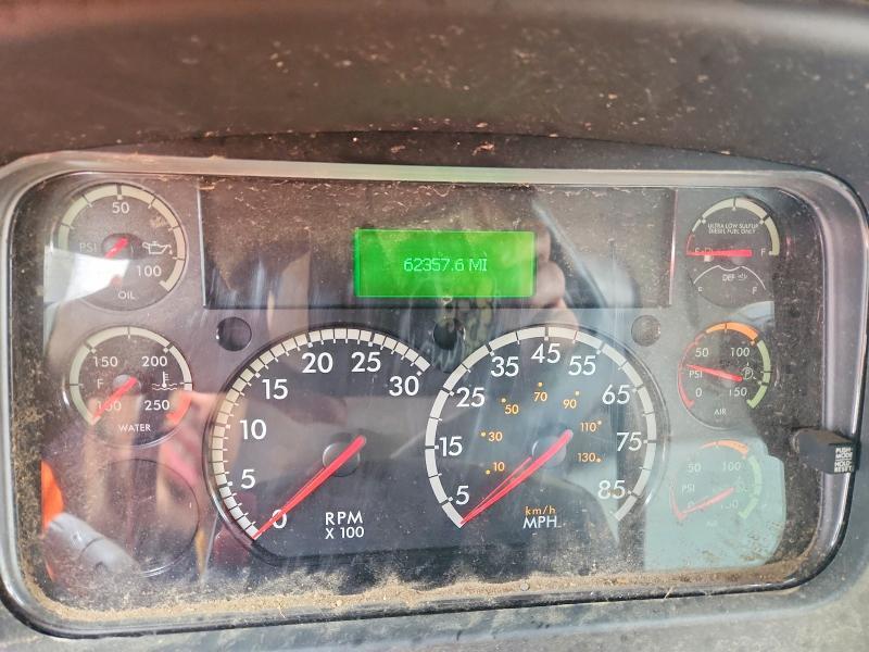 2023 Freigliner 2023 Freightliner Business Class M2 BOX Truck
