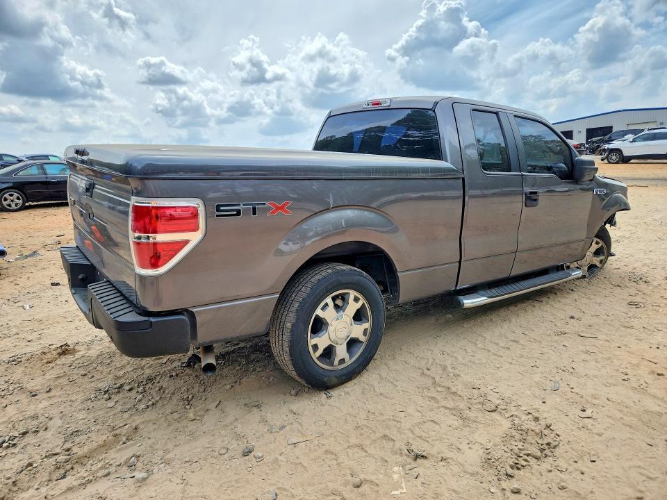 2010 Ford F150 Super cab