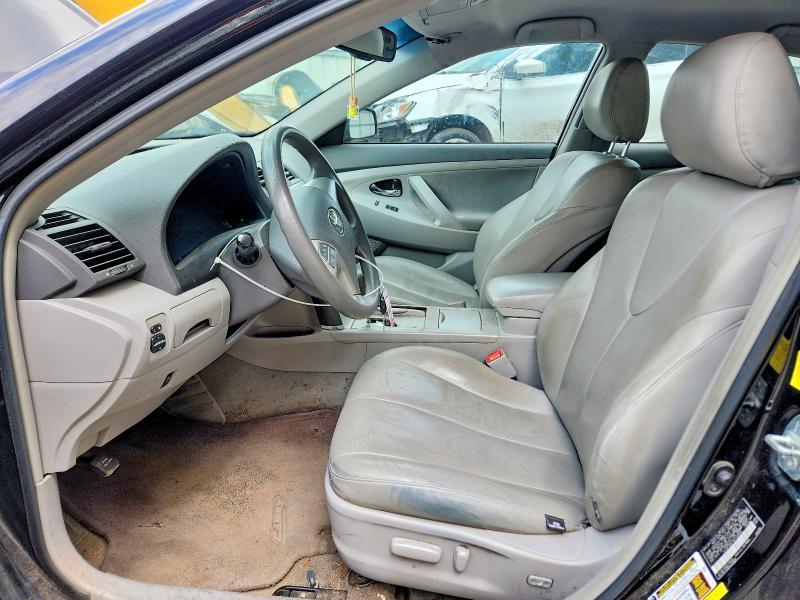 2011 Toyota Camry le