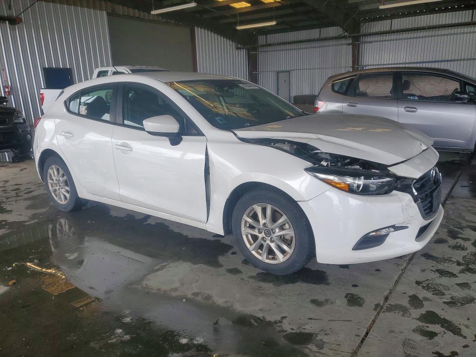 2017 Mazda 3 Sport