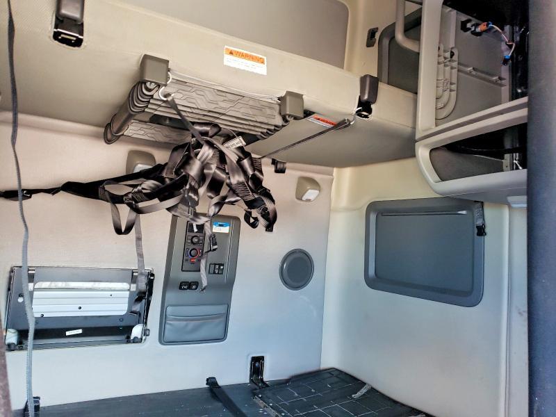 2023 Volv O VNL Semi Truck