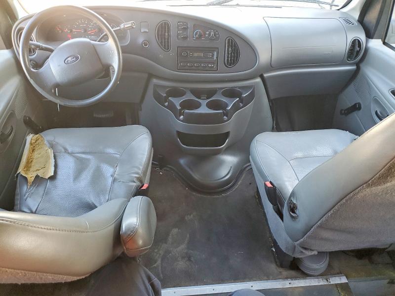 2006 Ford Econoline E250 Van