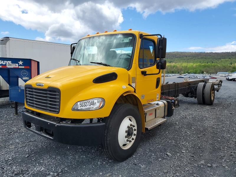 2022 Freigliner 2022 Freightliner Business Class M2 BOX Truck