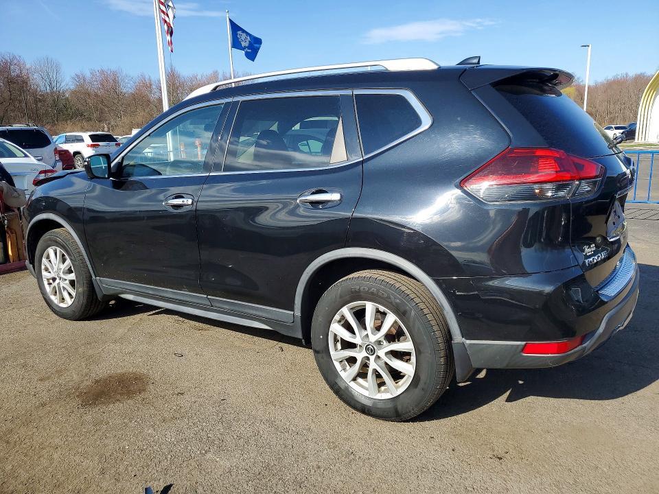 2018 Nissan Rogue sv
