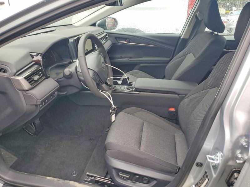 2026 Toyota Camry le