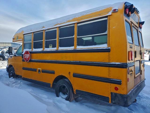 2010 Chevrolet Express Cutaway G4500