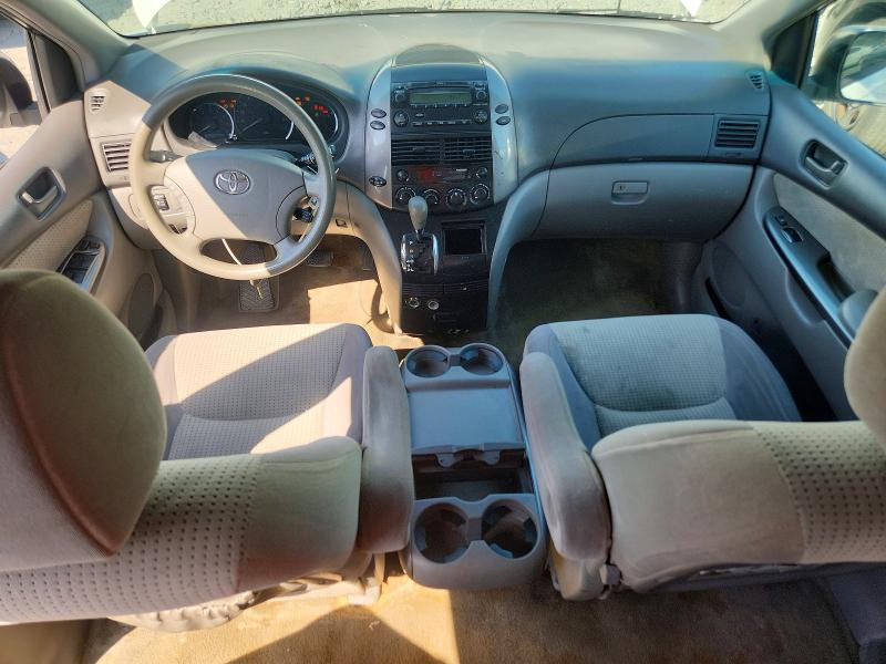 2009 Toyota Sienna le 8-passenger