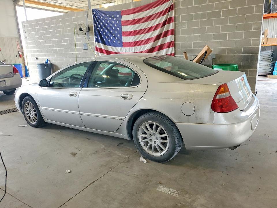 2004 Chrysler 300m