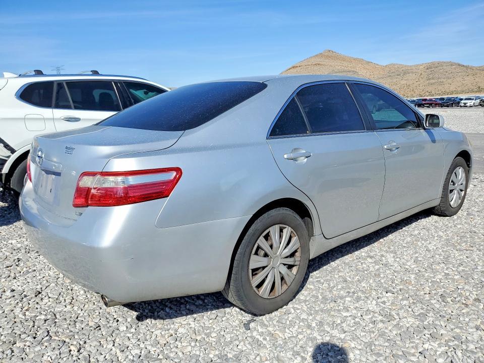 2009 Toyota Camry le