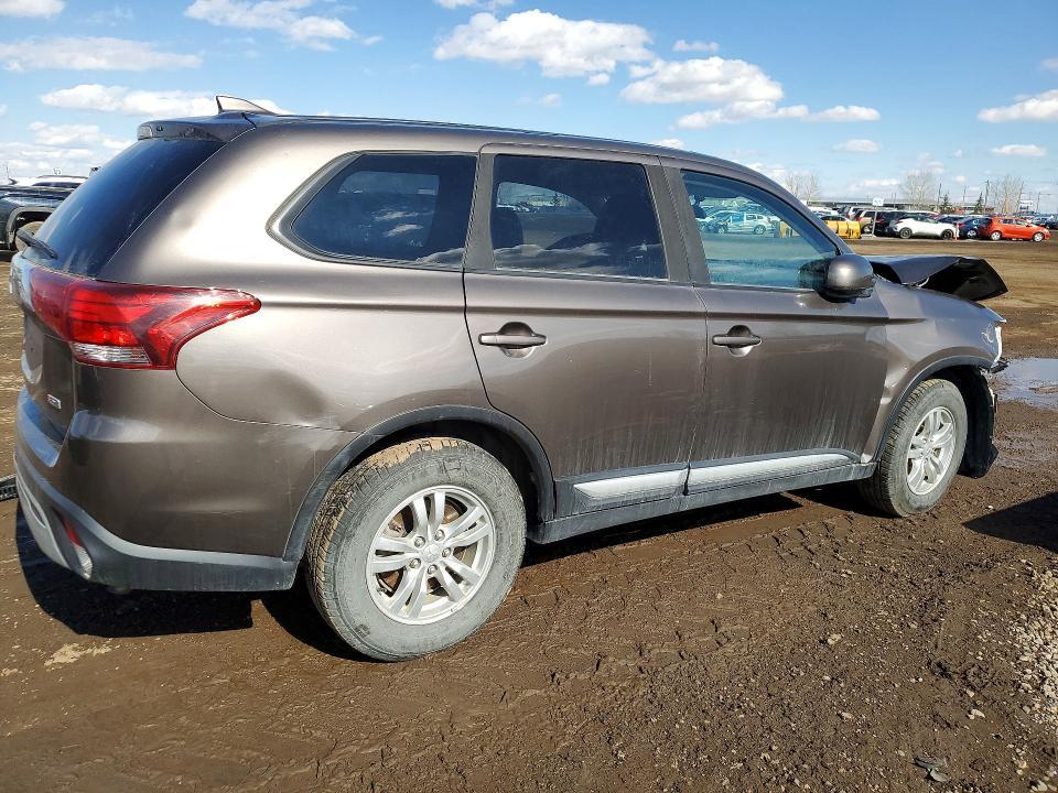 2020 Mitsubishi Outlander es