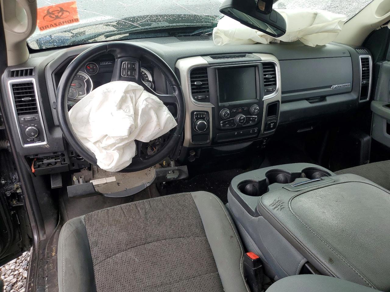2017 Dodge RAM 1500 SLT