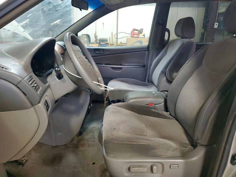 2007 Toyota Sienna ce 7-passenger