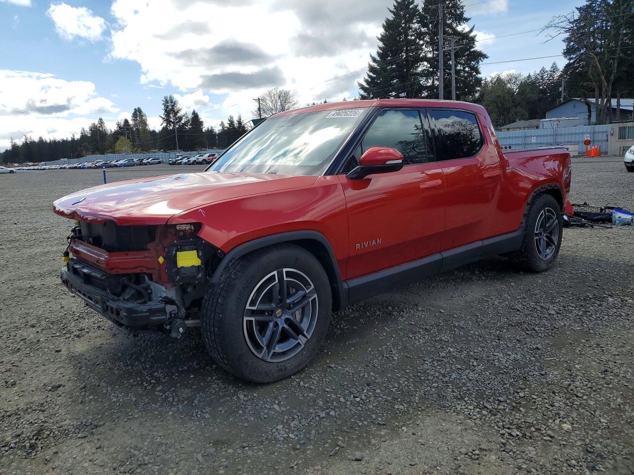 2025 Rivian R1T Adventure