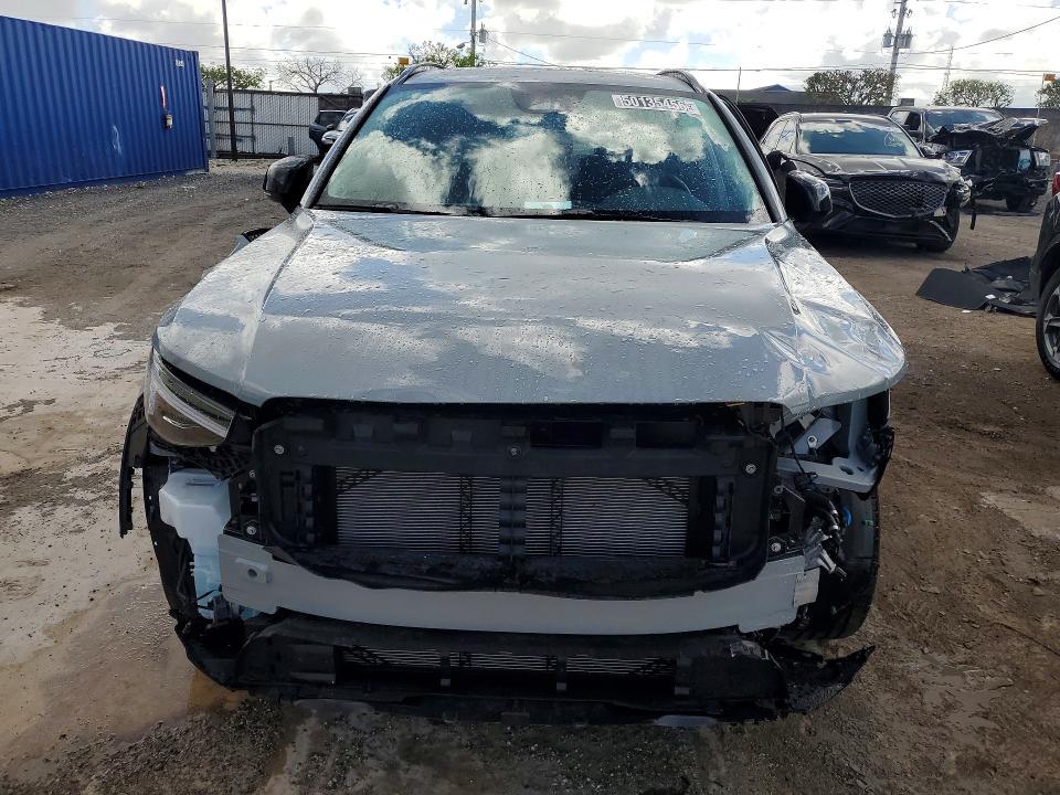 2026 Volvo Xc40 Plus