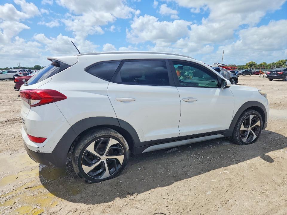 2017 Hyundai Tucson Sport