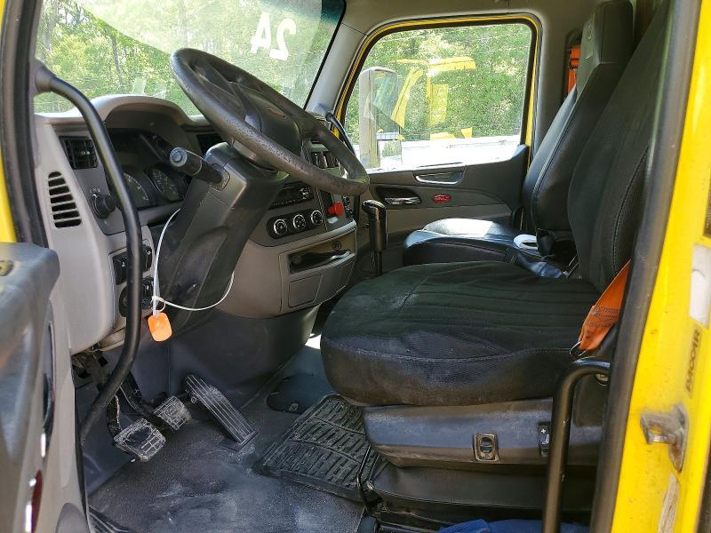 2017 Peterbilt 579 Semi Truck