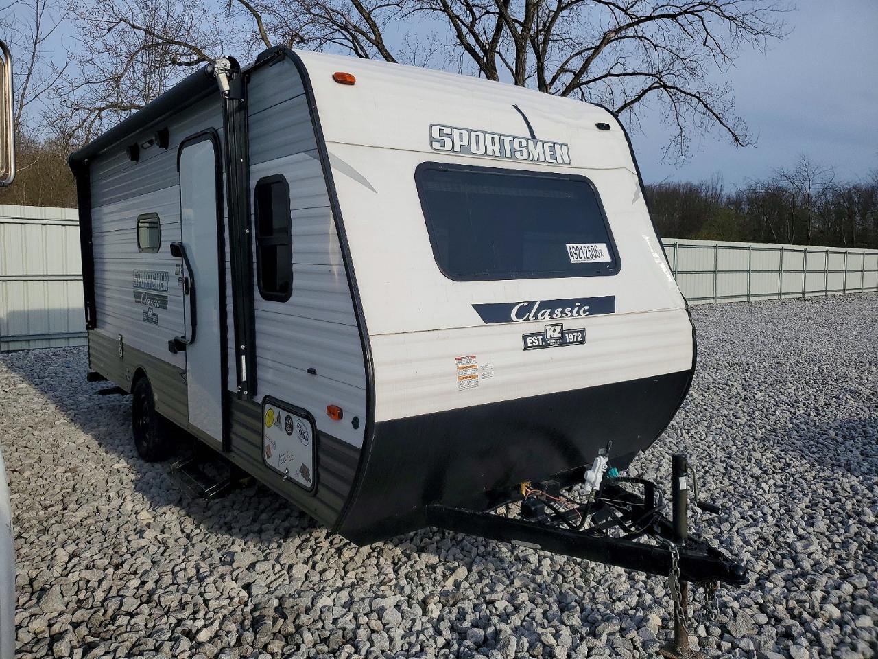 2022 Kz Rv Sportsmen Camper