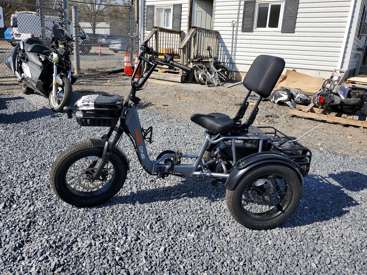 2025 Other Automobile Onetrike Breeze