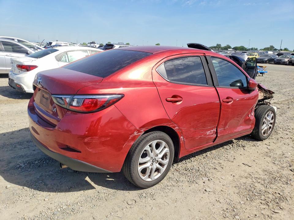 2017 Toyota Yaris ia Base