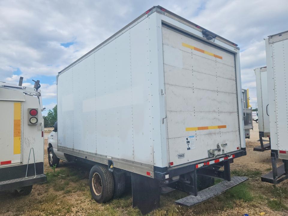 2013 Ford E350 BOX Truck