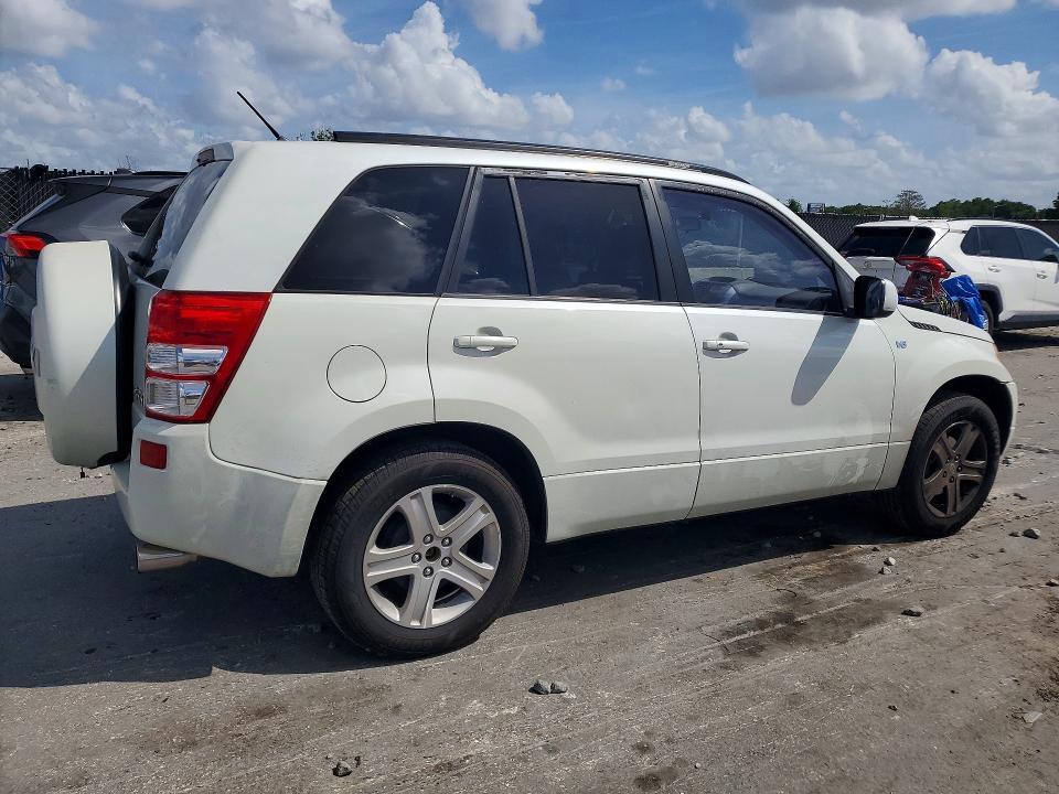 2008 Suzuki Grand Vitara Luxury