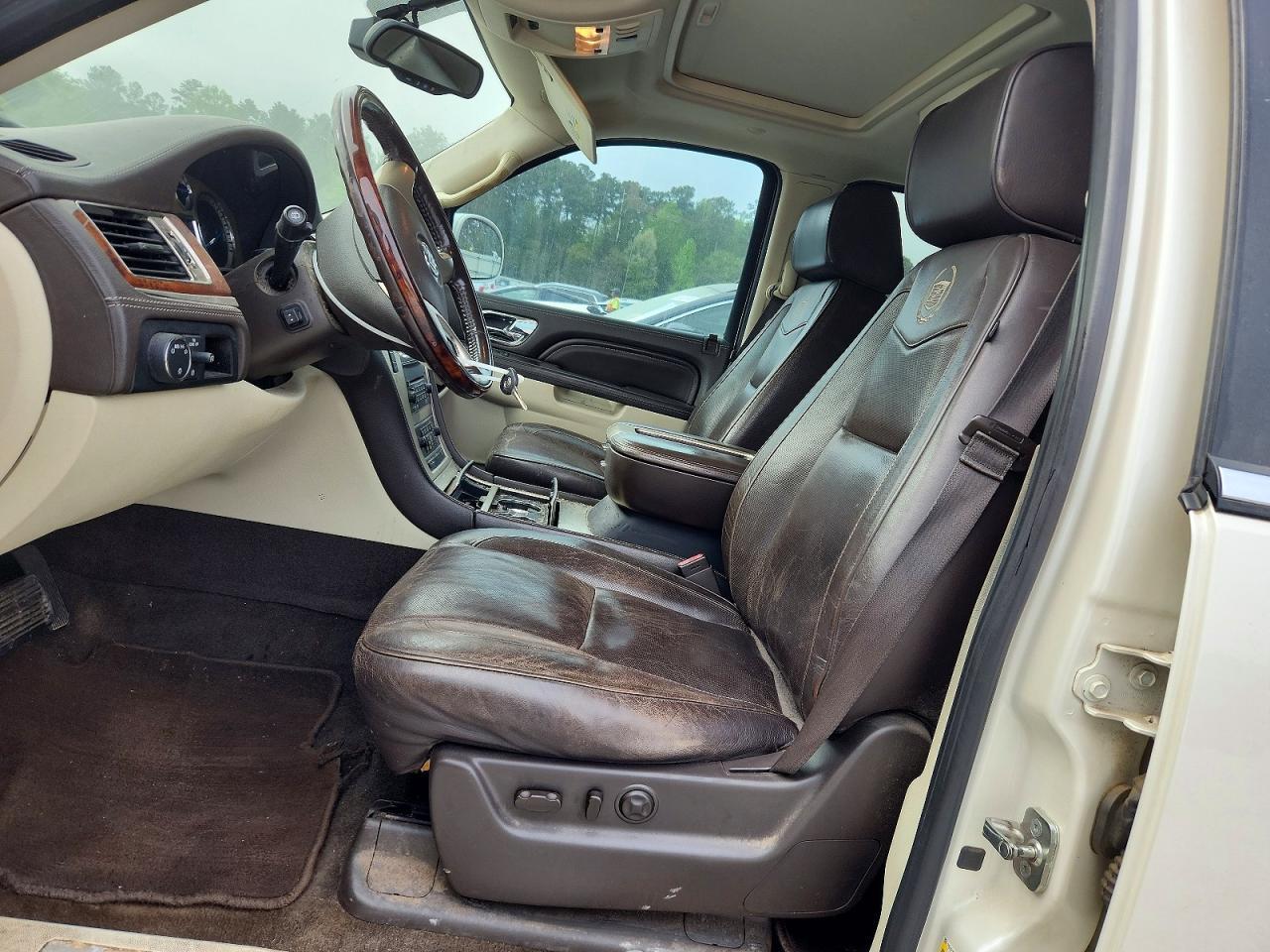 2013 Cadillac Escalade Platinum