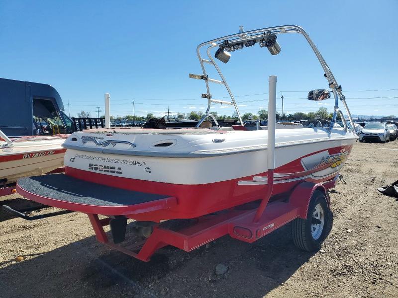 2002 Moomba Boat