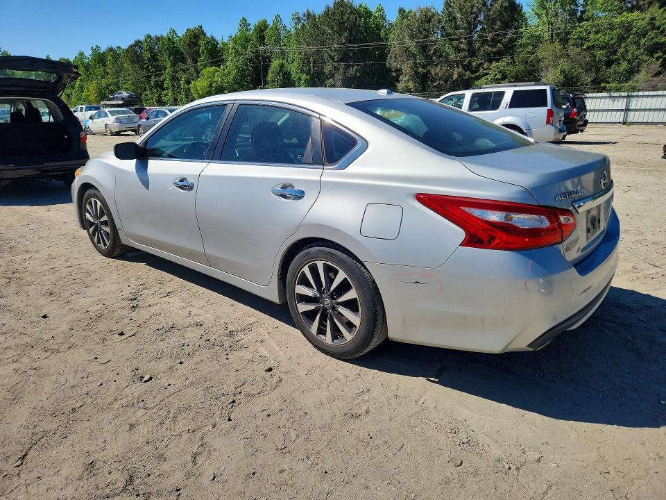 2016 Nissan Altima 2.5 sv