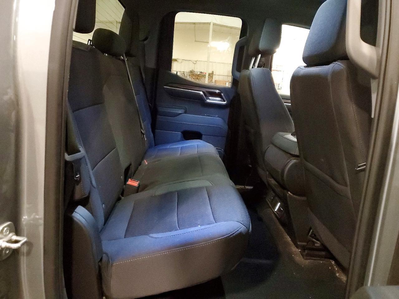 2025 Chevrolet Silverado K1500 LT