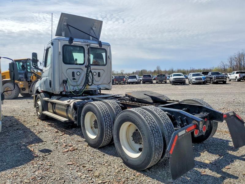 2024 Freigliner 2024 Freightliner Cascadia 116 Semi Truck