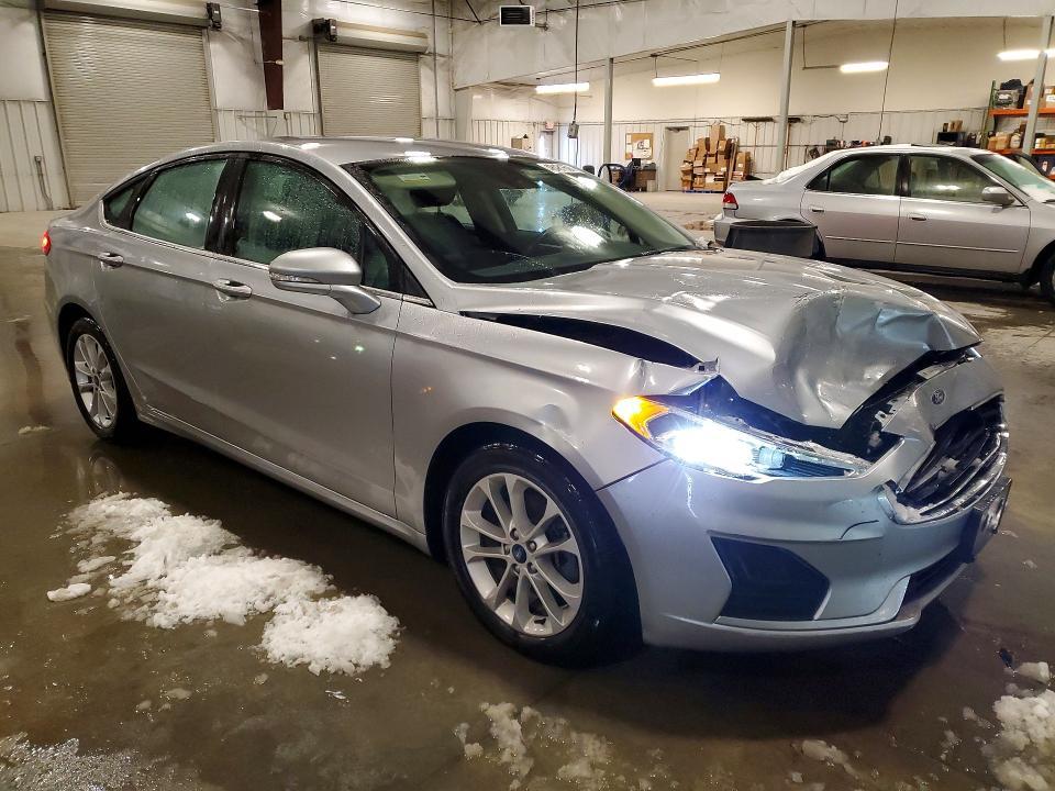 2020 Ford Fusion sel