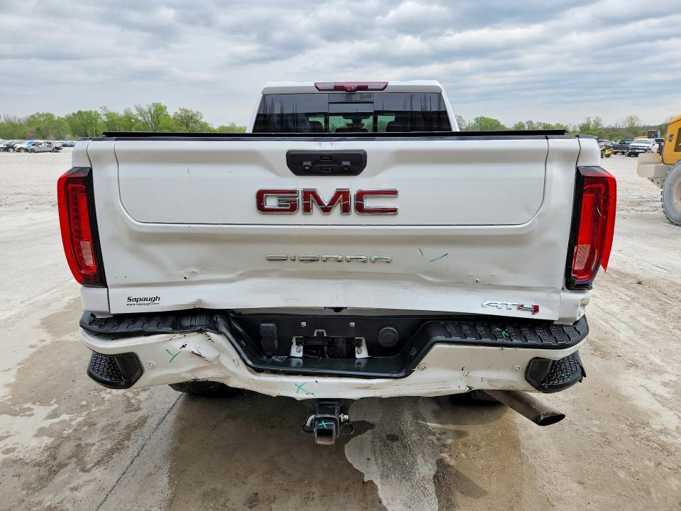 2021 GMC Sierra K2500 AT4