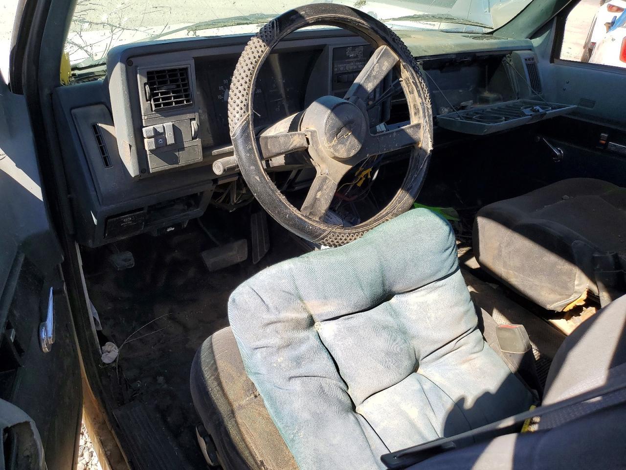 1990 Chev GMT-400 C2500