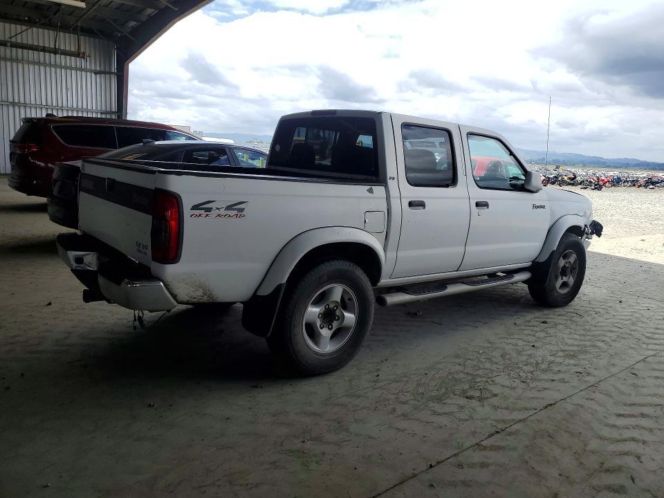 2000 Nissan Frontier XE