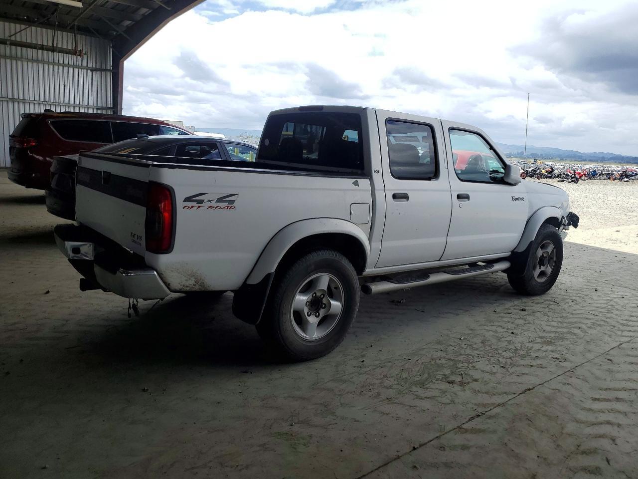 2000 Nissan Frontier XE