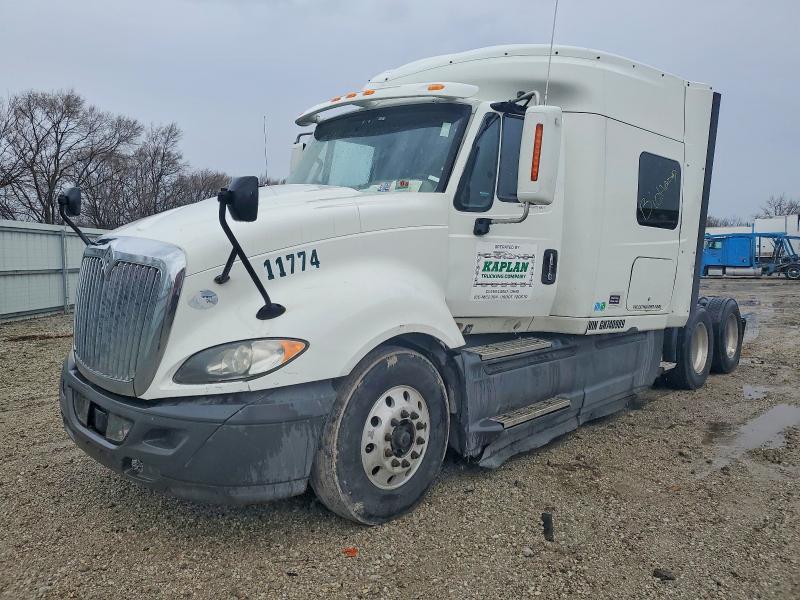 2016 International Prostar Semi Truck