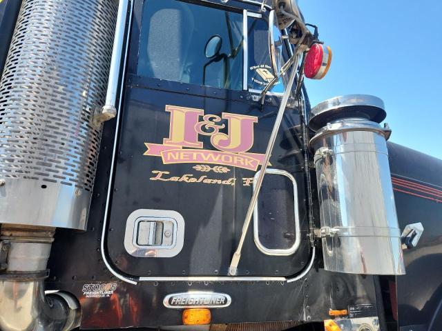 1998 Freightliner Convention-Semi Truck