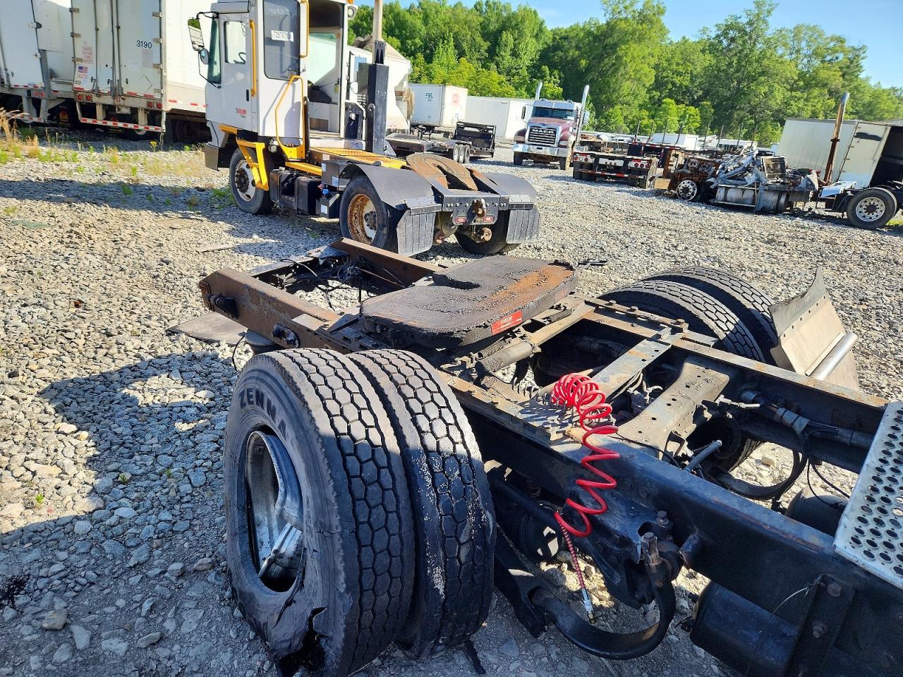 2004 Kenworth W900 Semi Truck