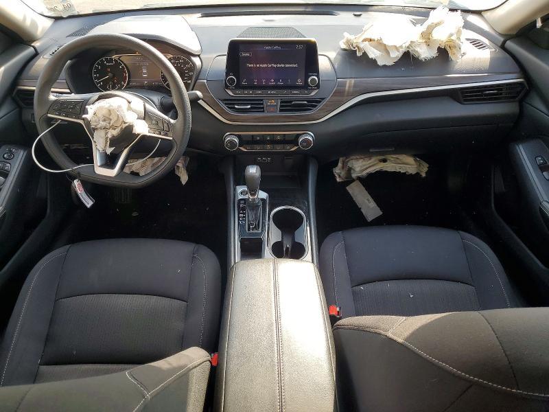 2024 Nissan Altima sv