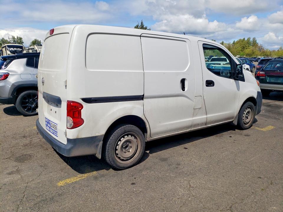 2015 Nissan NV200 S