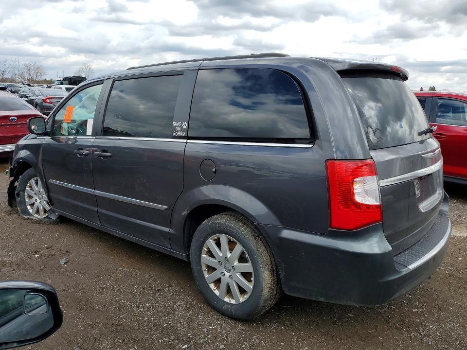 2016 Chrysler Town & Country Touring
