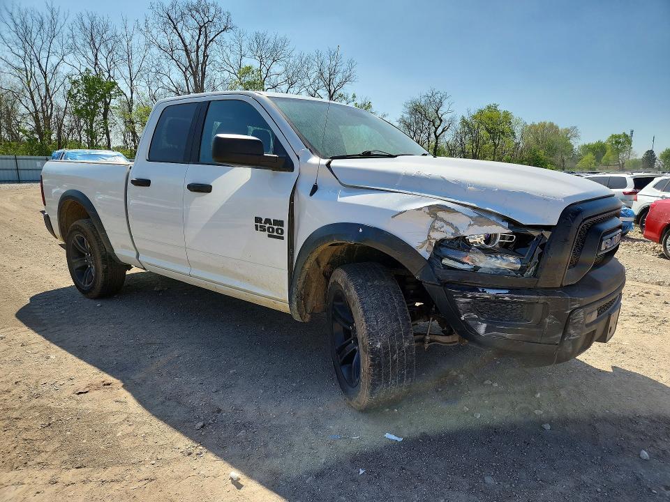 2022 Dodge RAM 1500 Classic SLT