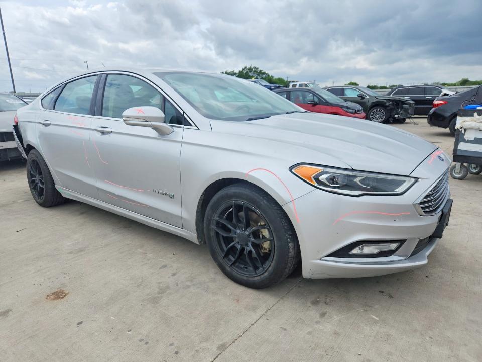 2017 Ford Fusion Titanium hev