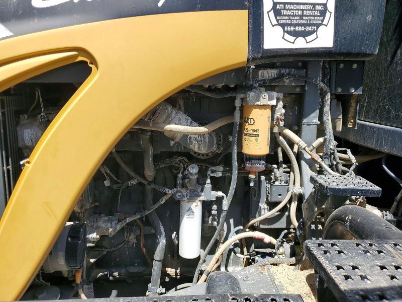 2010 Challenger 835 Tractor
